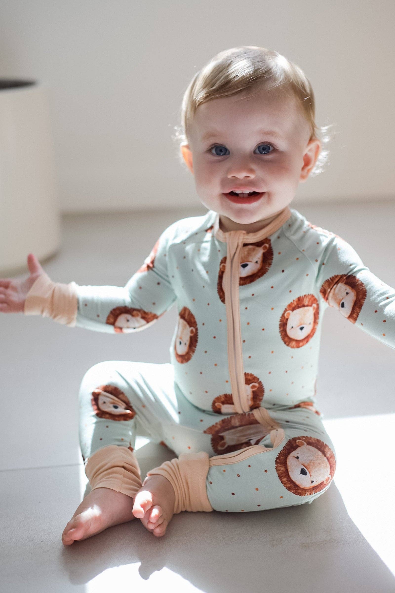 Little Lion Bamboo Convertible Zipper Romper